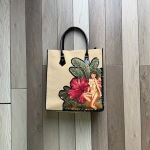 Liz Soto Signature Tropical Print Bag | Fair Condition 5/10